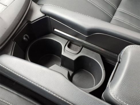 Used 2019 Honda Insight Touring image 16