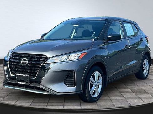 Used 2025 Nissan Kicks Play S FWD image 1