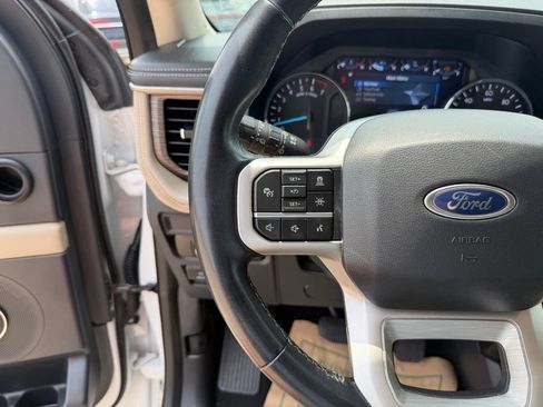 Used 2024 Ford Expedition Max Limited RWD image 12