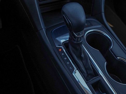 Used 2023 Chevrolet Equinox LT image 19