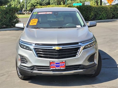 Used 2024 Chevrolet Equinox LT image 3