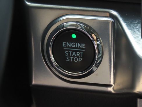 Certified 2021 Ford F150 Lariat RWD image 28