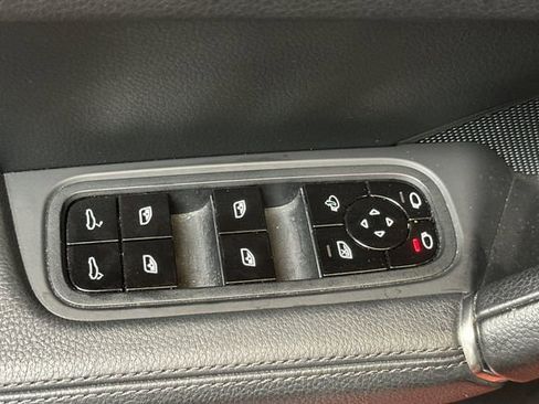 Used 2019 Porsche Cayenne AWD/4WD image 13