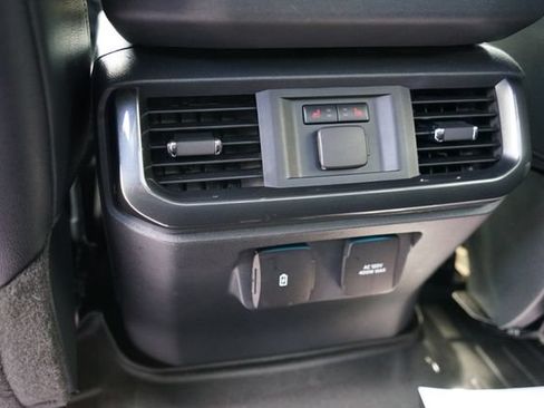 Used 2022 Ford F150 Lariat w/ Equipment Group 502A High AWD/4WD image 9