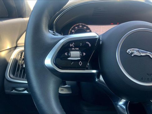 Used 2024 Jaguar E-PACE R-Dynamic SE image 15