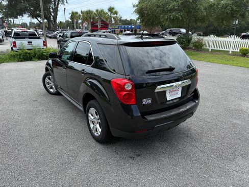 Used 2011 Chevrolet Equinox LT w/ Driver Convenience Package image 4