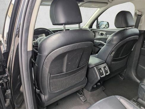 Used 2022 Kia Sorento EX FWD image 24