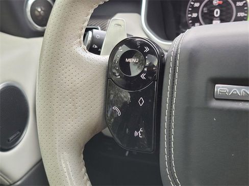 Used 2018 Land Rover Range Rover Sport SVR image 25