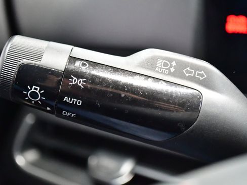 Used 2025 Kia K4 FWD image 19