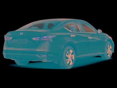 Used 2023 Nissan Altima 2.5 S image 2