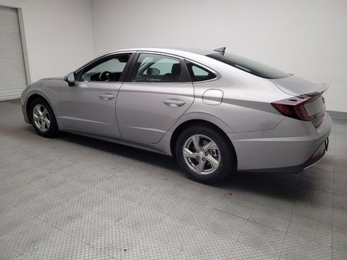 Used 2023 Hyundai Sonata SE image 3