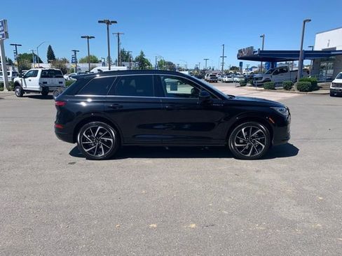 New 2025 Lincoln Corsair Grand Touring w/ Equipment Group 301A image 8