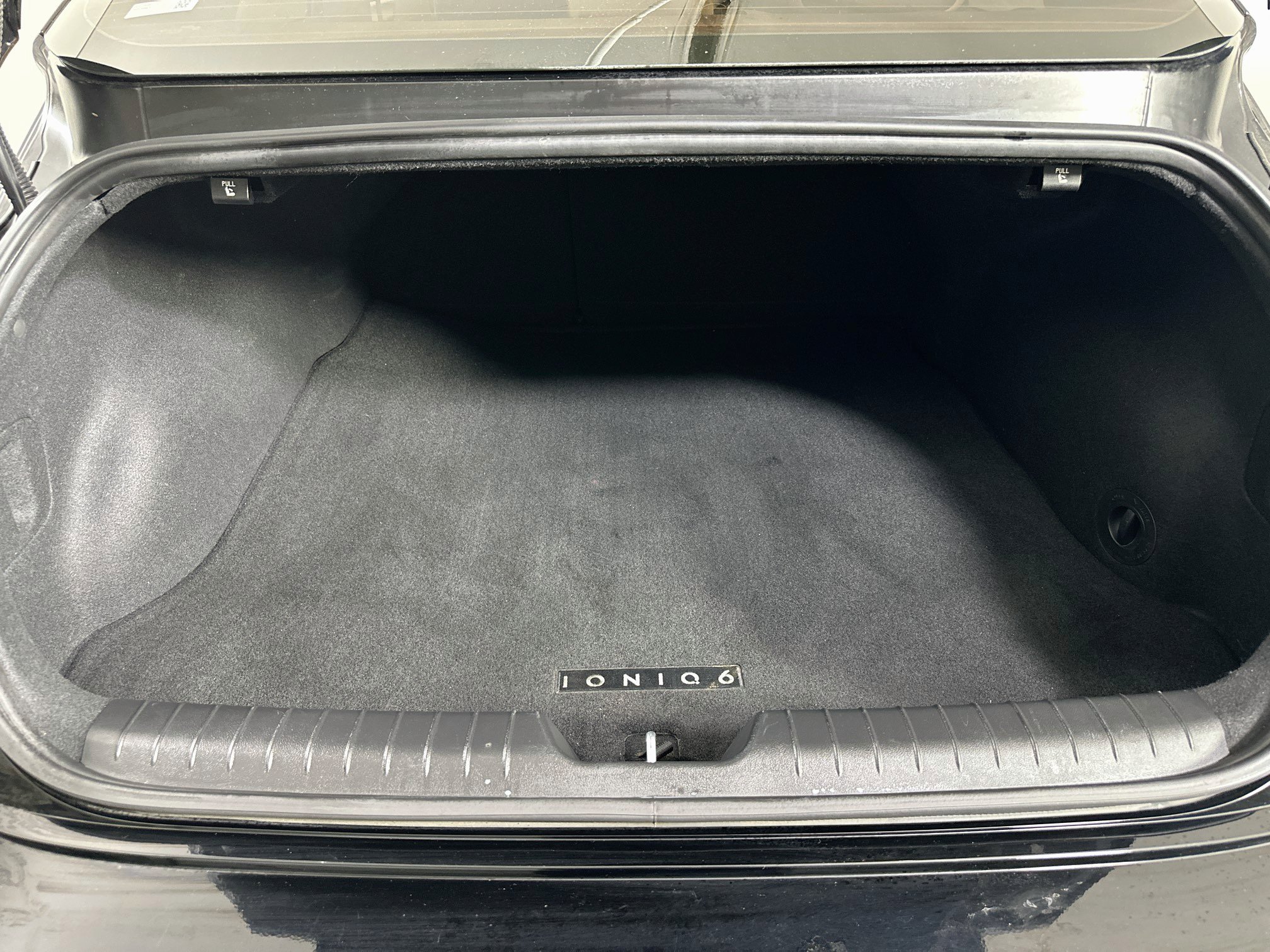 Used 2024 Hyundai Ioniq 6 SEL RWD image 27