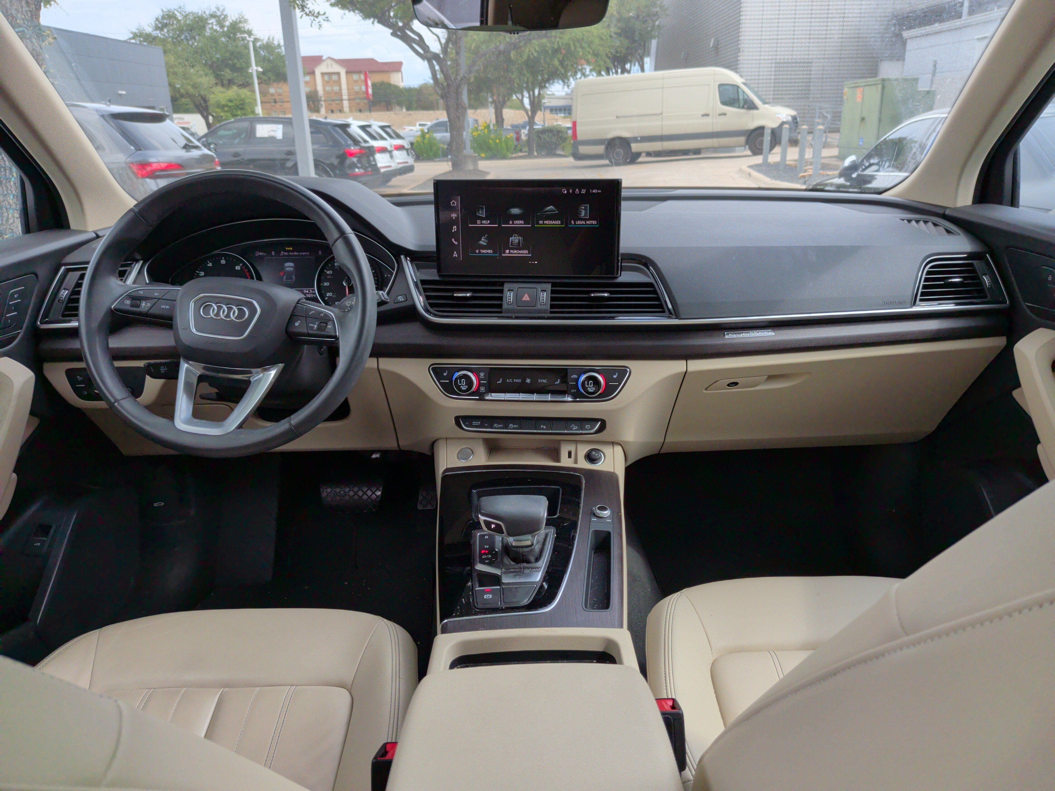 Used 2023 Audi Q5 2.0T Premium w/ Convenience Package AWD/4WD image 29