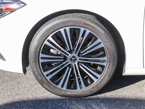 Used 2022 Mercedes-Benz CLA 250 CLA 250 image 12