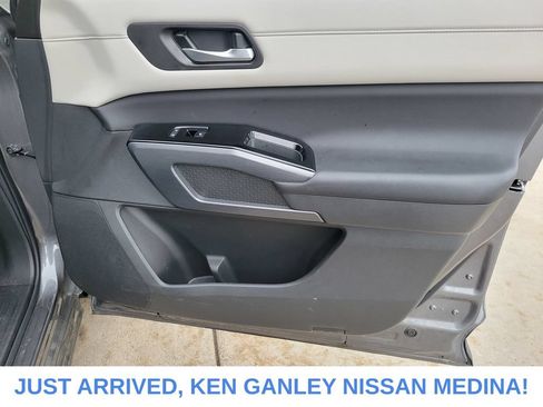 Certified 2024 Nissan Pathfinder SL w/ SL Premium Package AWD/4WD image 24