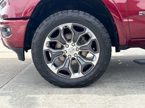 Used 2020 RAM 1500 Limited image 31