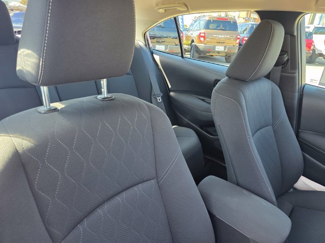 Used 2025 Toyota Corolla LE FWD image 14