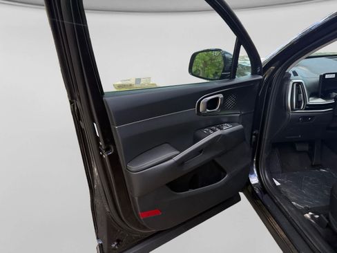 New 2026 Kia Sorento LX FWD image 10