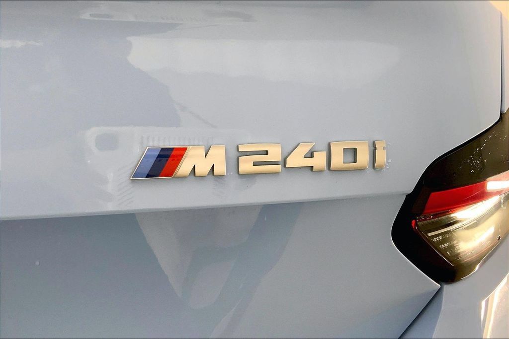Used 2025 BMW M240i xDrive Coupe AWD/4WD image 7