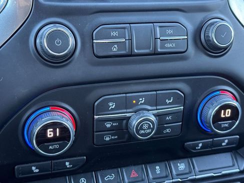 Used 2021 Chevrolet Silverado 1500 LT image 30