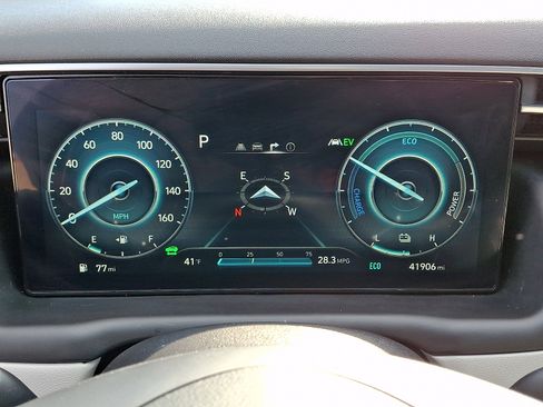 Used 2024 Hyundai Tucson Limited image 22