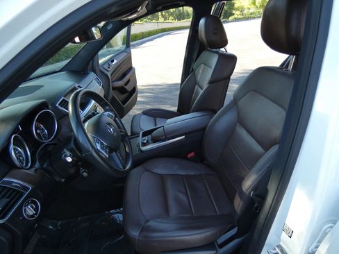 Used 2015 Mercedes-Benz ML 350 4MATIC image 64