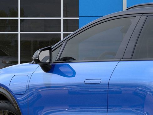 New 2025 Chevrolet Equinox EV RS image 12