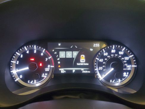 Used 2023 Toyota Highlander XLE image 25