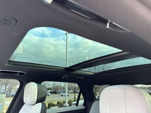 Used 2025 Land Rover Range Rover Sport Dynamic SE image 20