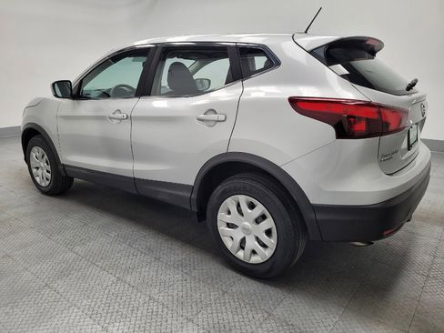 Used 2019 Nissan Rogue Sport S image 3