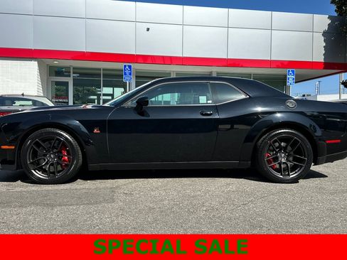 Used 2022 Dodge Challenger R/T Scat Pack image 7