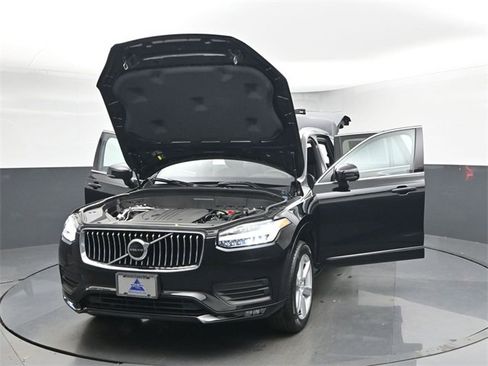 Used 2023 Volvo XC90 B5 Core image 53