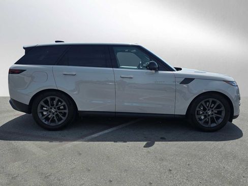 Used 2025 Land Rover Range Rover Sport AWD/4WD image 6