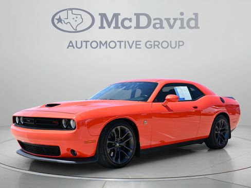 Used 2021 Dodge Challenger R/T Scat Pack RWD image 1