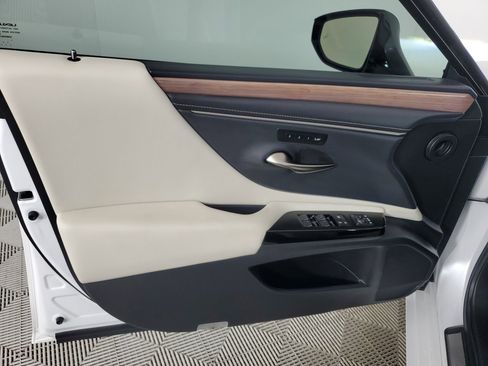 Used 2023 Lexus ES 350 w/ Premium Package image 25