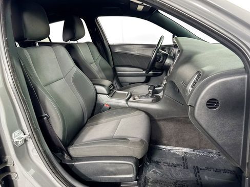 Used 2019 Dodge Charger SXT RWD image 29