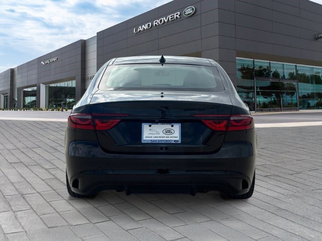 New 2024 Jaguar XF R-Dynamic SE AWD/4WD image 4