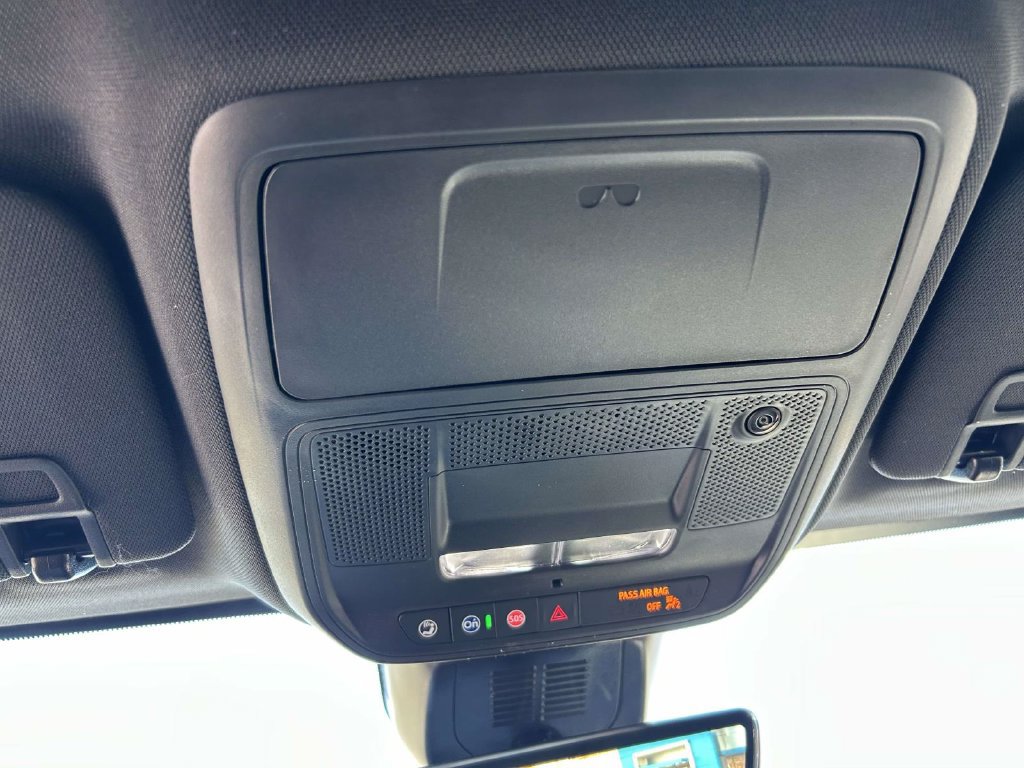 New 2027 GMC Terrain Elevation w/ Elevation Premium Package FWD image 25