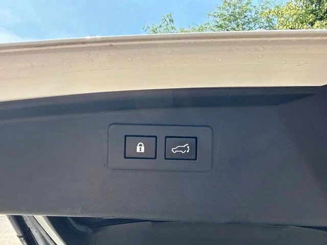 Used 2022 Subaru Outback Limited XT AWD/4WD image 11