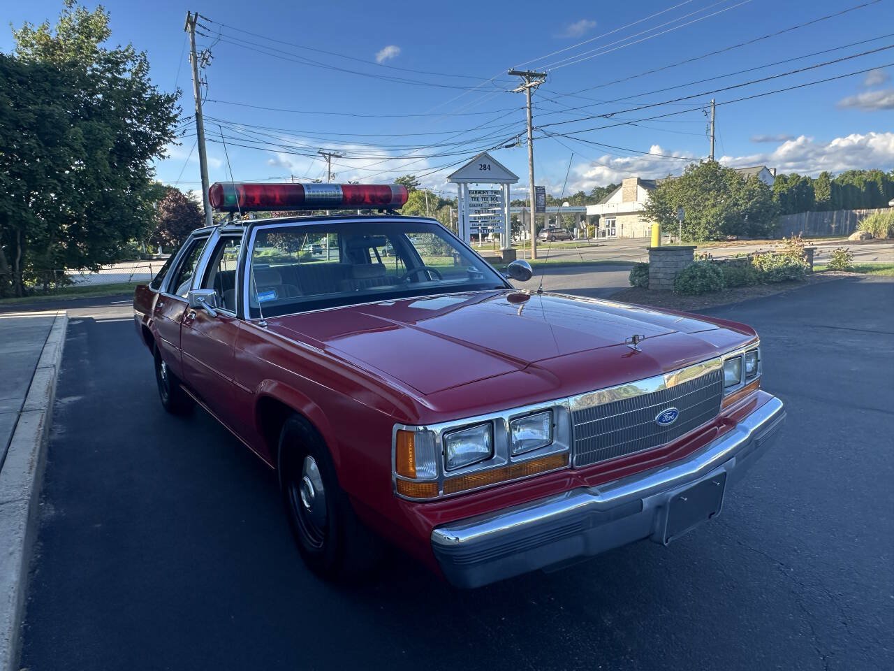 Used 1990 Ford LTD Crown Victoria RWD image 19