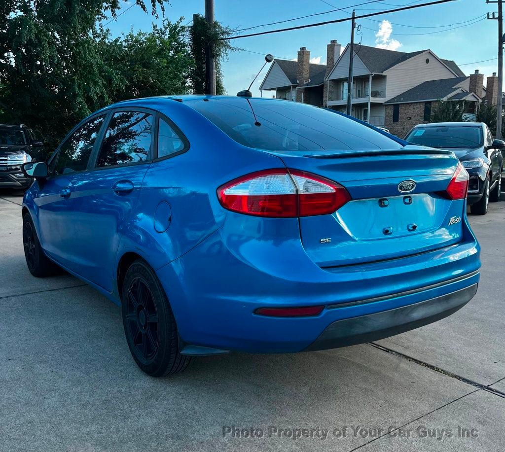 Used 2014 Ford Fiesta SE w/ Equipment Group 201A FWD image 8