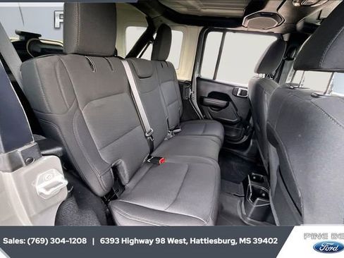 Used 2022 Jeep Wrangler Unlimited Sport image 20