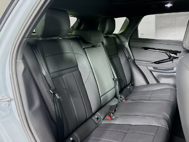 Used 2026 Land Rover Range Rover Evoque S AWD/4WD image 9