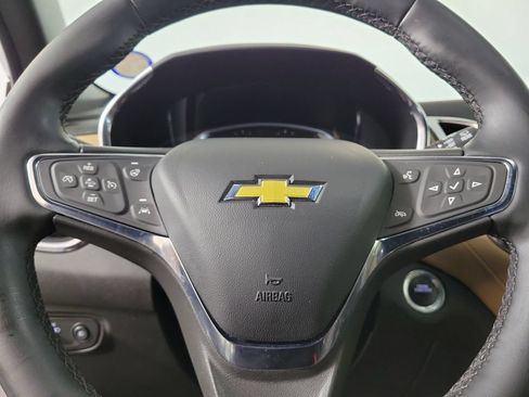 Used 2024 Chevrolet Equinox Premier w/ LPO, Floor Liner Package FWD image 15