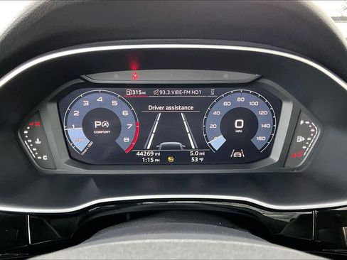 Used 2023 Audi Q3 2.0T Premium image 27