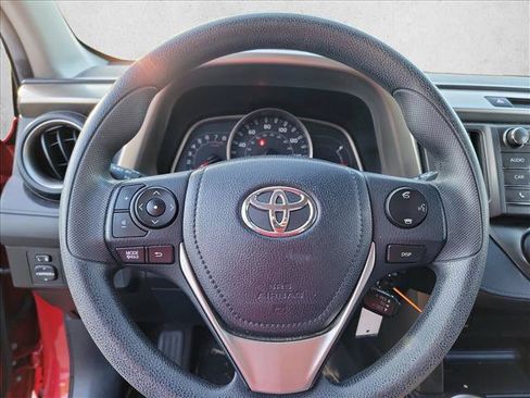 Used 2015 Toyota RAV4 LE FWD image 11