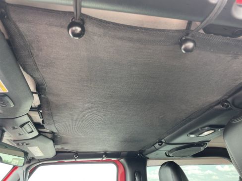 Used 2018 Jeep Wrangler Rubicon image 15