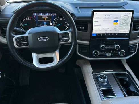 Used 2023 Ford Expedition Max Limited image 13