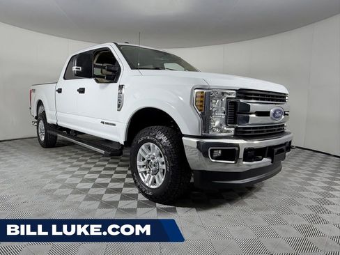 Used 2018 Ford F250 XLT w/ XLT Value Package AWD/4WD image 1